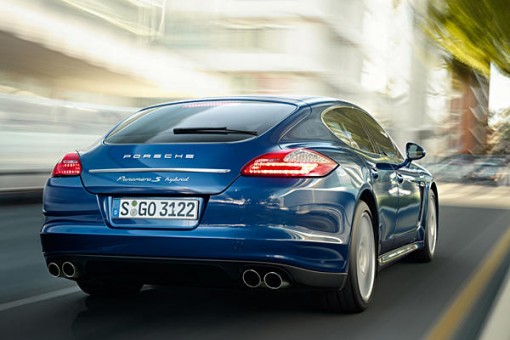 所述通风管内部活动有第二磁块