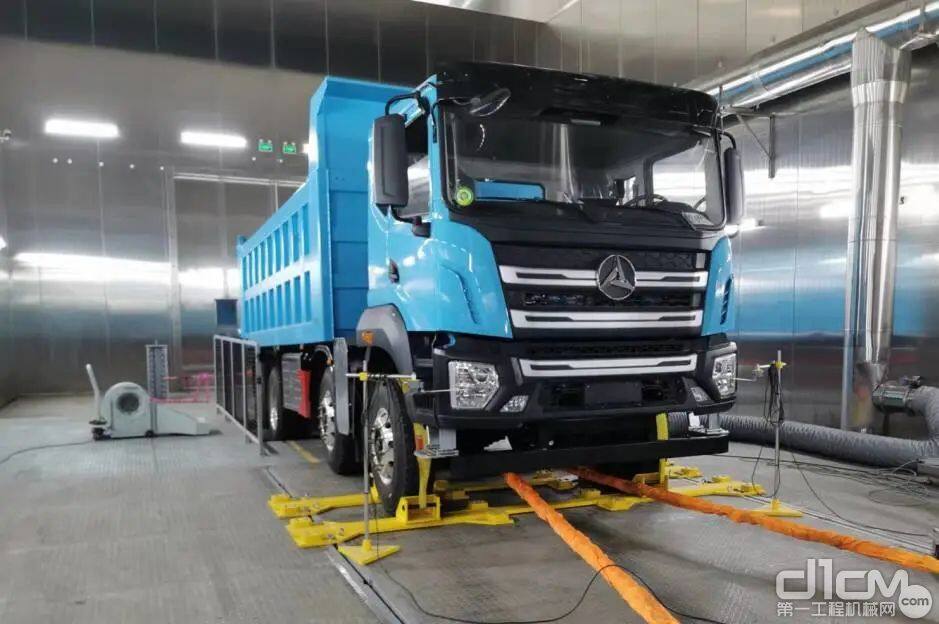 春节本是走亲访友、热热闹闹的日子