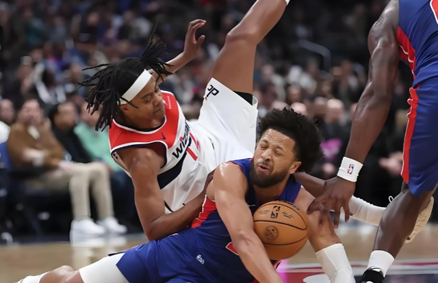 坎宁安因肺气胸伤退 错失最佳阵容评选 伤病影响