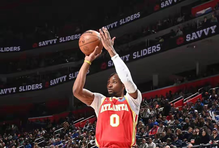 亚历山大沃克砍36分领衔老鹰逆转 库明加低迷引