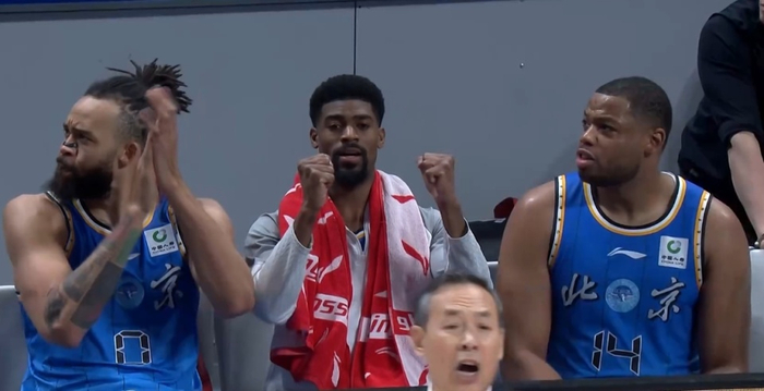麦基状态低迷难阻北京男篮大胜广州